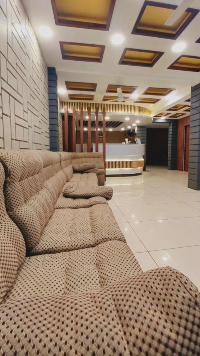 Hotel Royal Wings Elūr エクステリア 写真