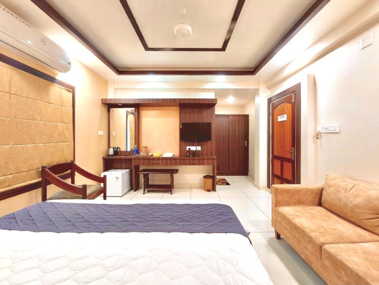 Hotel Royal Wings Elūr 部屋 写真